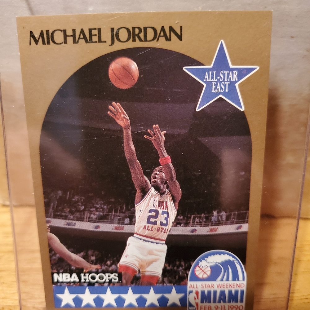 1990 Hoops Michael Jordan Card